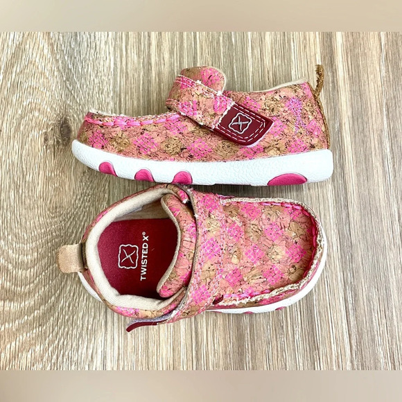 Twisted X Infant's Driving Moc- Tan and Pink, 5M EUC - Picture 3 of 6